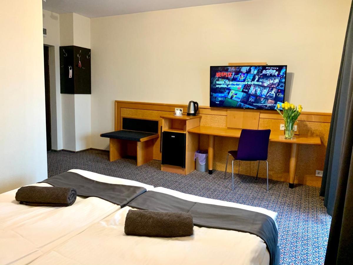 Las Slupski Apartamenty Premium: Adult-Only Retreat with Smart Entertainment Exterior photo