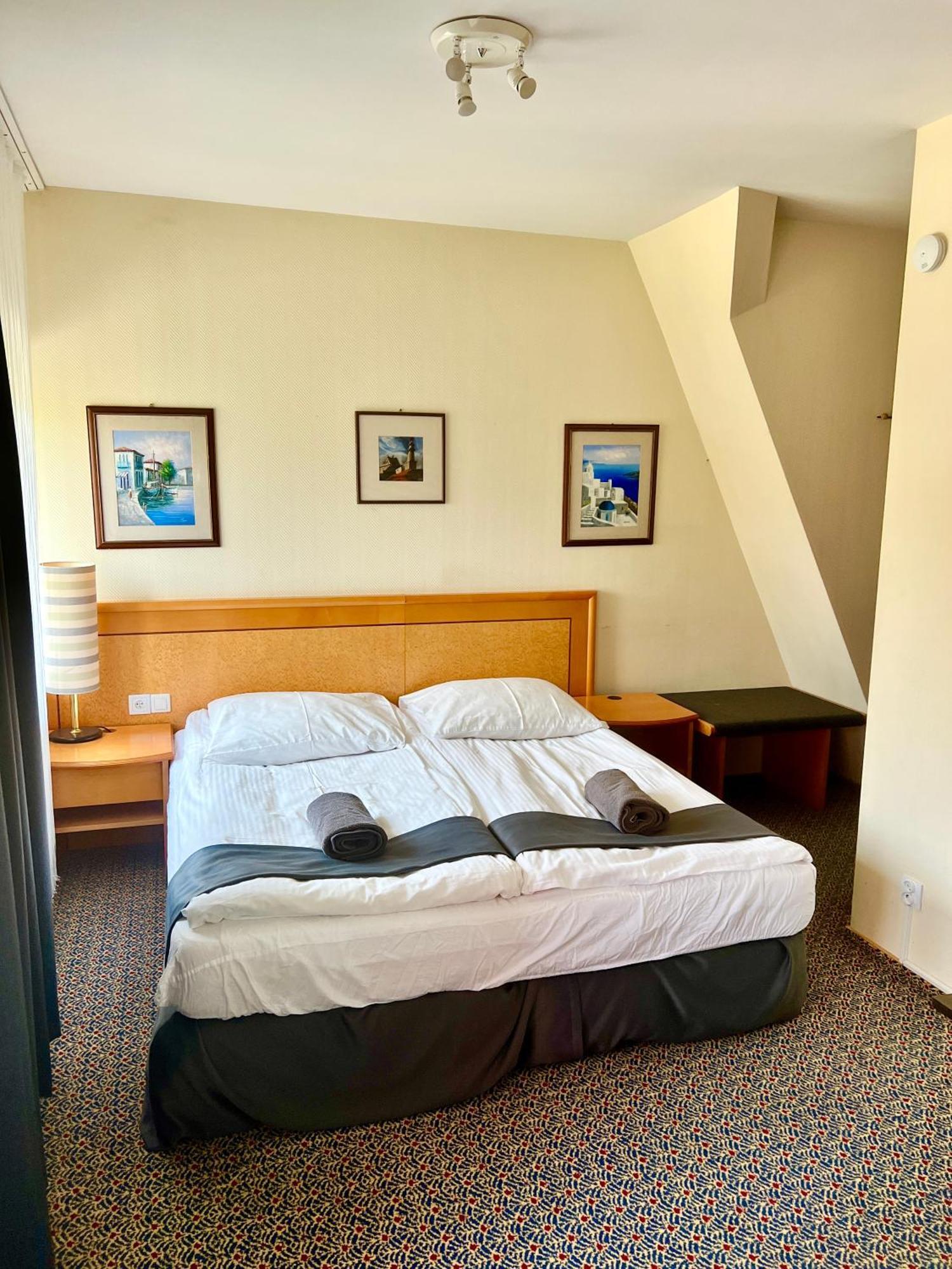Las Slupski Apartamenty Premium: Adult-Only Retreat with Smart Entertainment Exterior photo