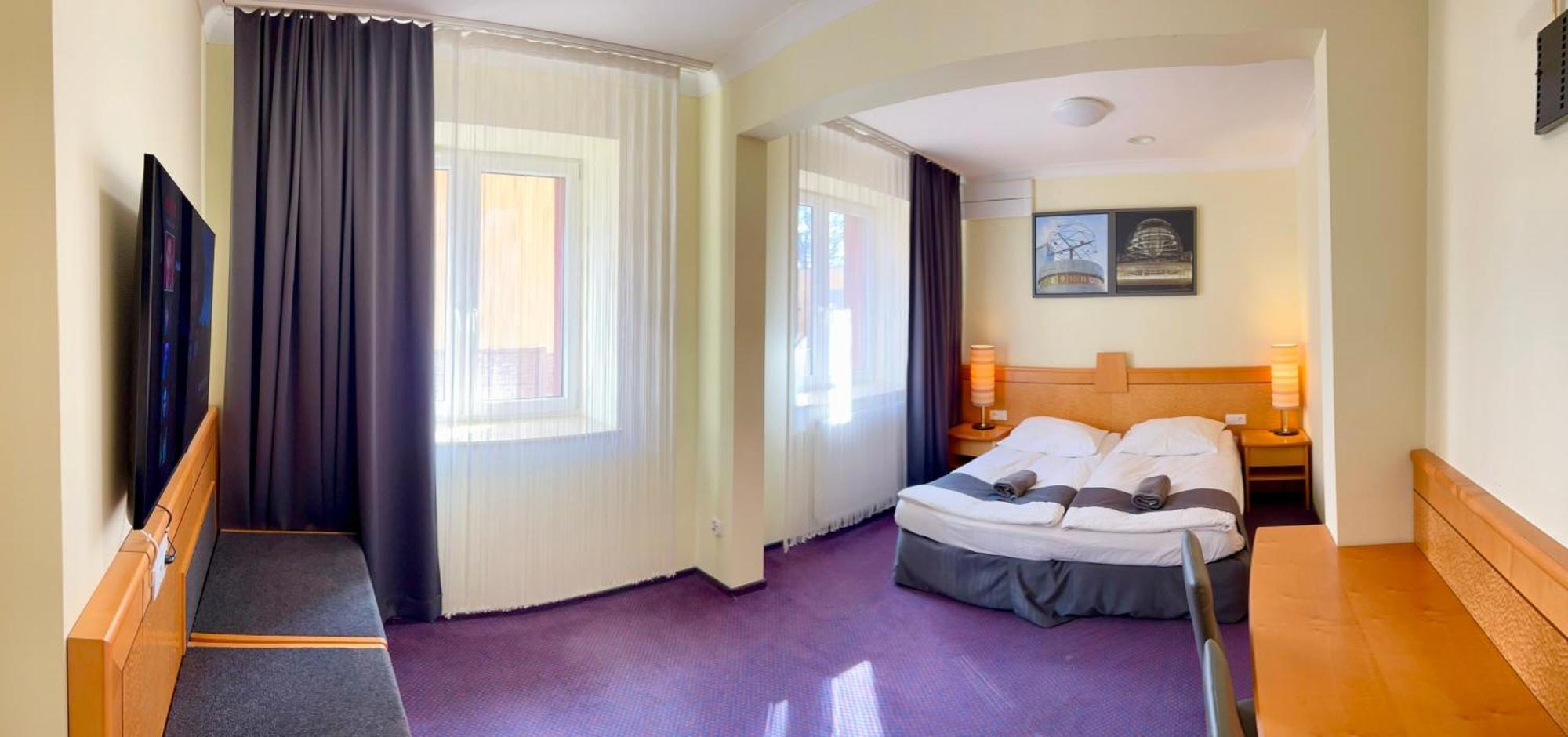 Las Slupski Apartamenty Premium: Adult-Only Retreat with Smart Entertainment Exterior photo