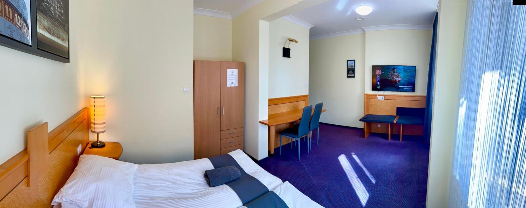 Las Slupski Apartamenty Premium: Adult-Only Retreat with Smart Entertainment Exterior photo