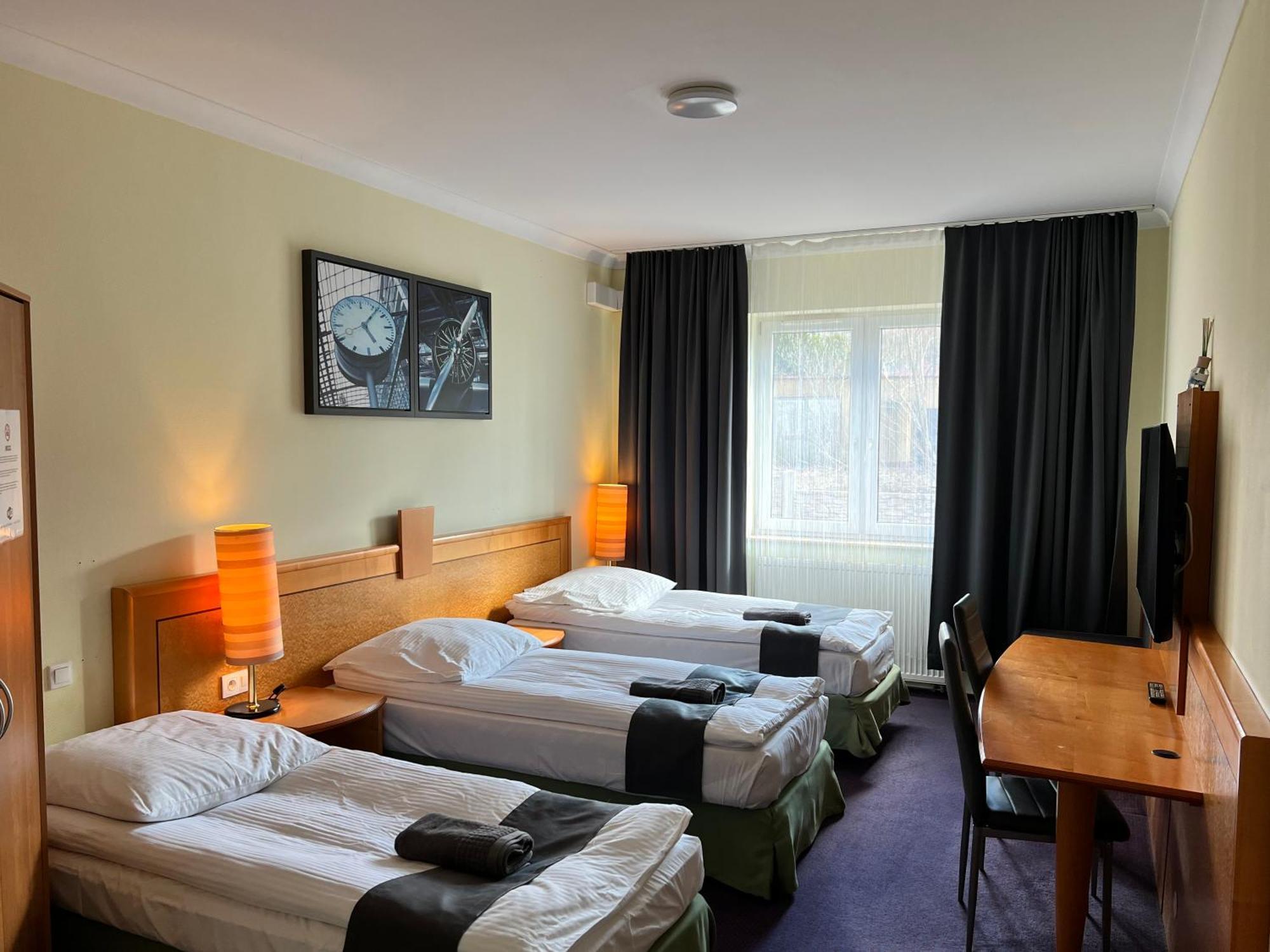 Las Slupski Apartamenty Premium: Adult-Only Retreat with Smart Entertainment Exterior photo